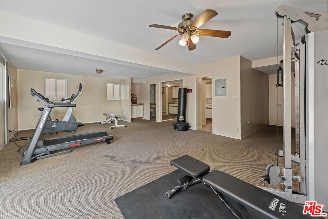 11646 Chenault St Unit: 2