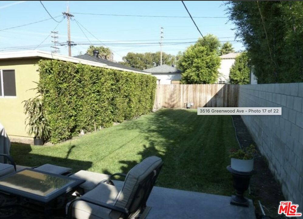 3516 GREENWOOD AVE