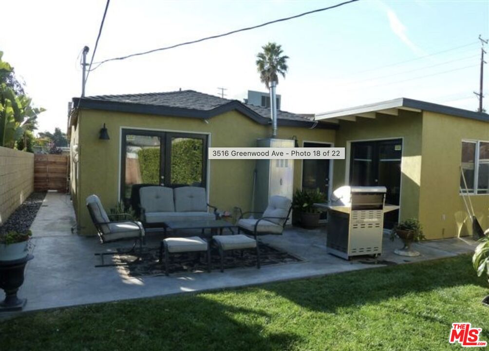 3516 GREENWOOD AVE