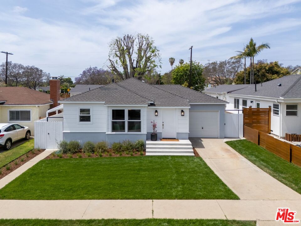 2671 Federal Ave