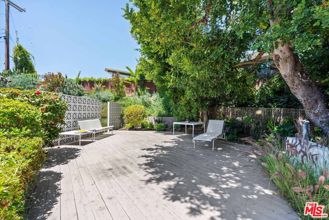 810 Bramble Way