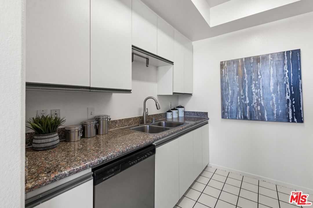 1200 S Corning St Unit: P307