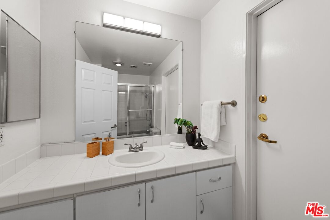 1200 S Corning St Unit: P307