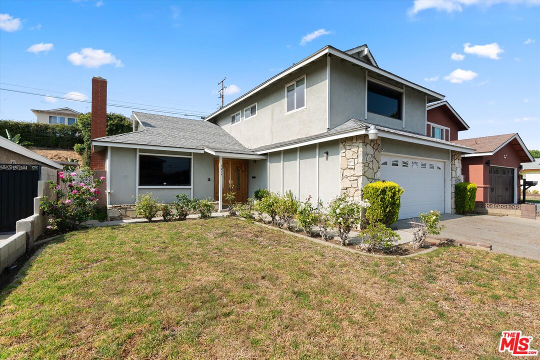 1407 E Kramer Dr