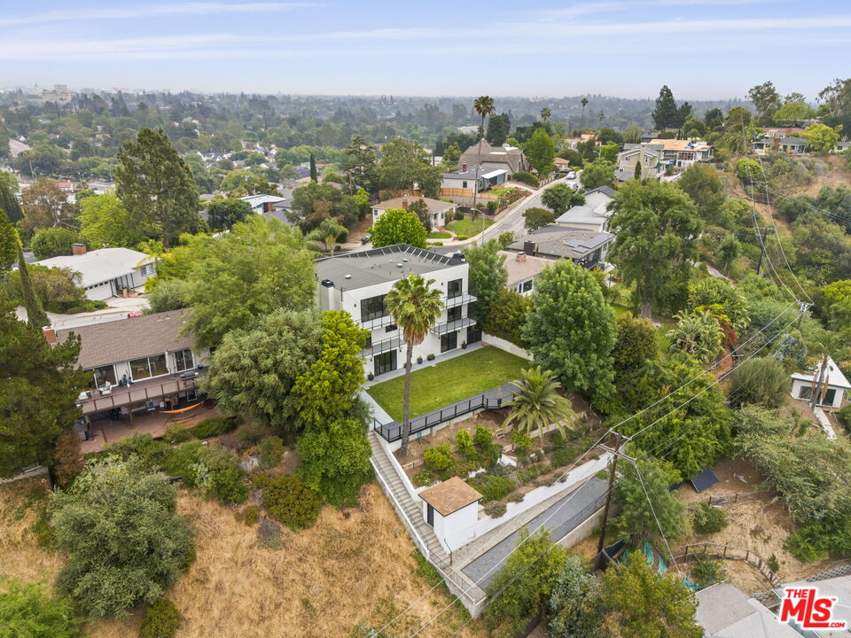 105 Sequoia Dr