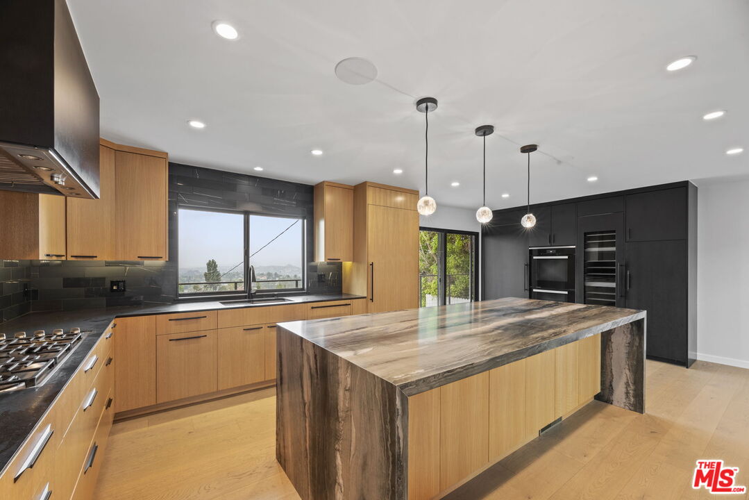 105 Sequoia Dr