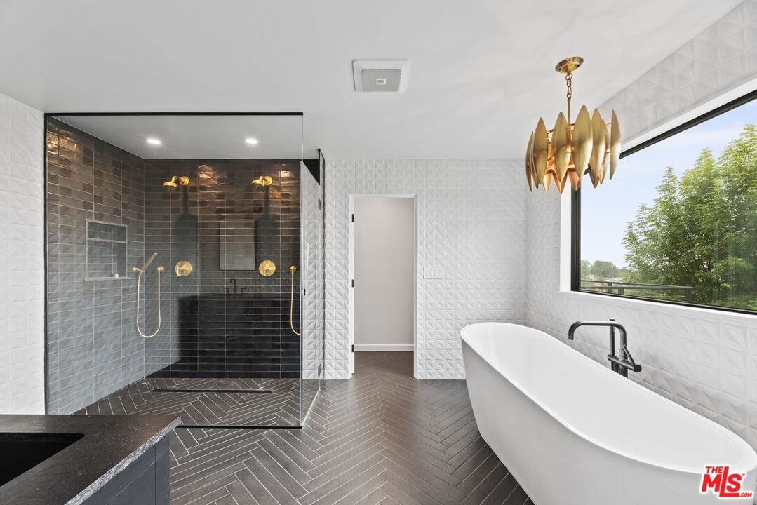 105 Sequoia Dr