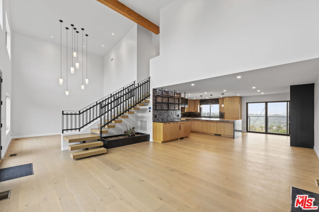 105 Sequoia Dr
