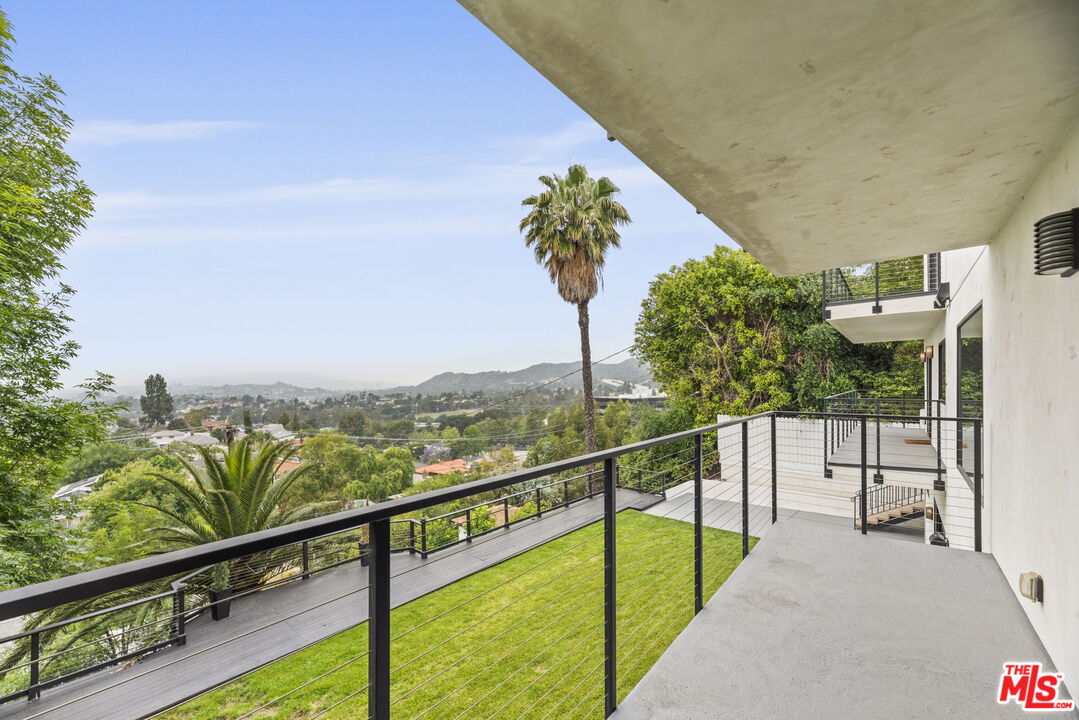 105 Sequoia Dr