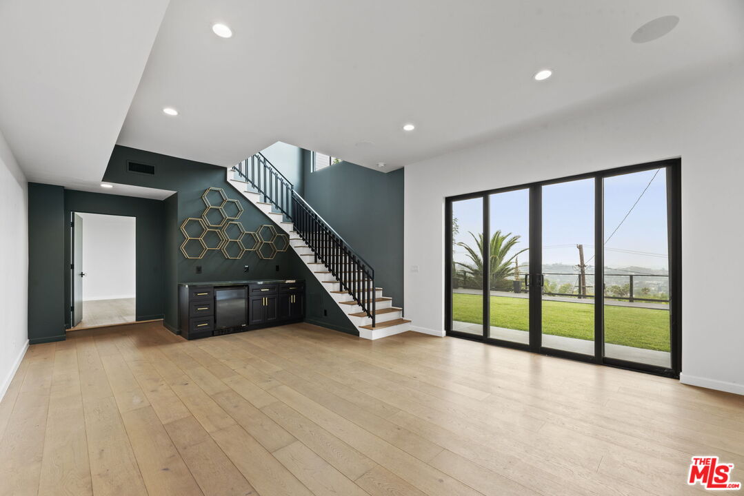 105 Sequoia Dr