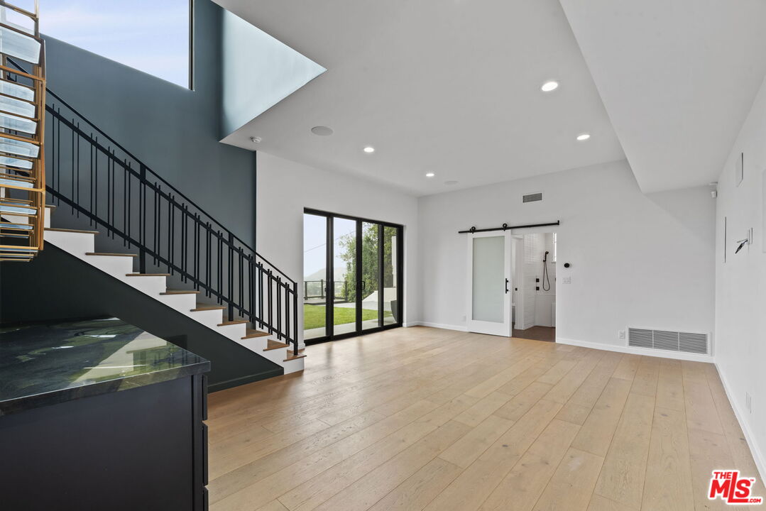 105 Sequoia Dr