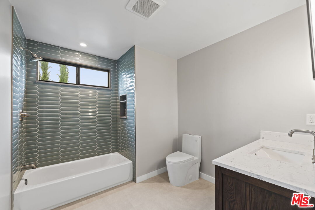 105 Sequoia Dr