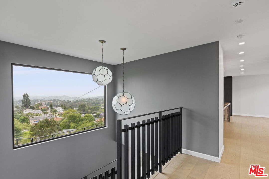 105 Sequoia Dr