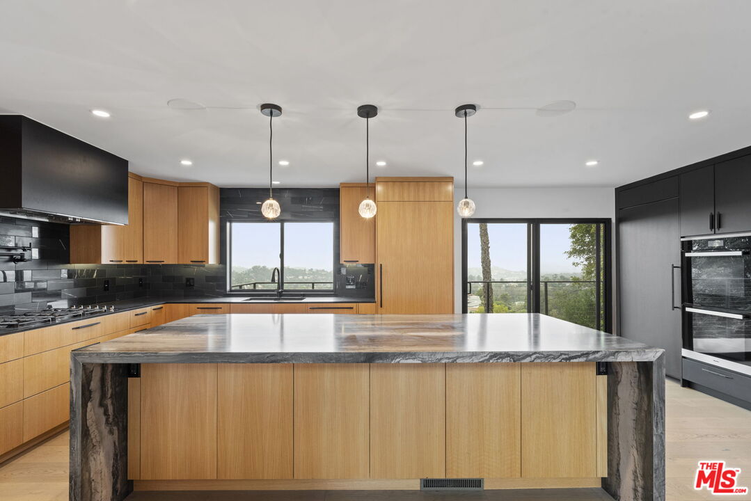 105 Sequoia Dr