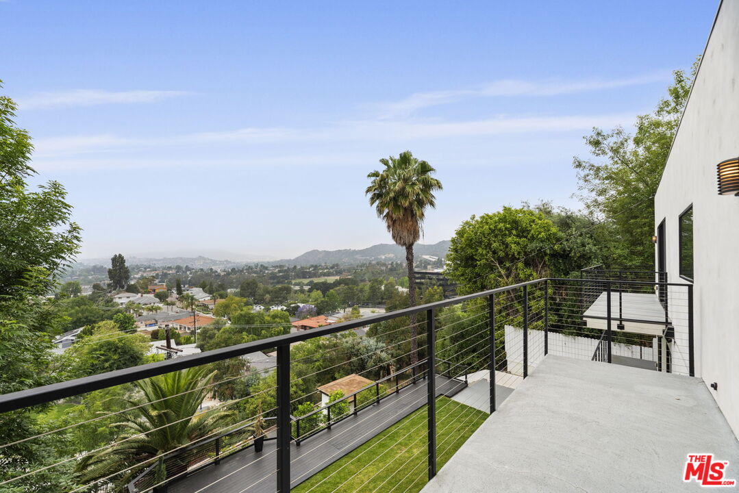 105 Sequoia Dr