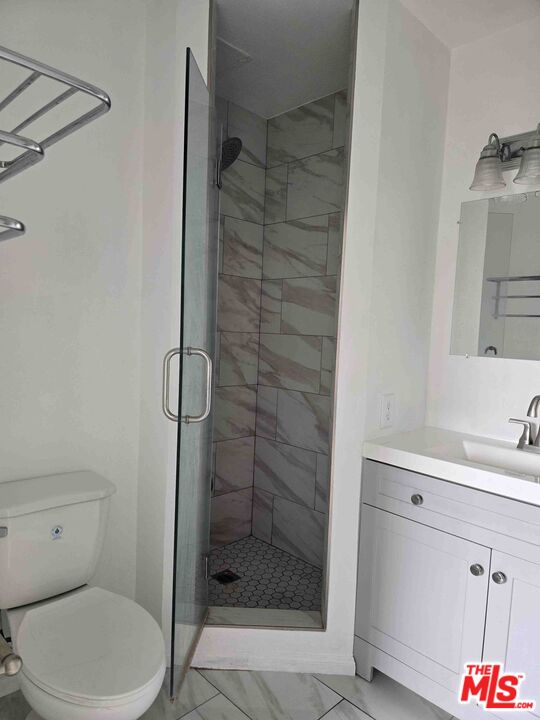 100 S Doheny Dr Unit: 422