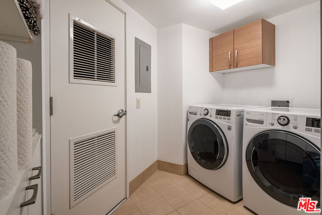 13650 Marina Pointe Dr Unit: 509