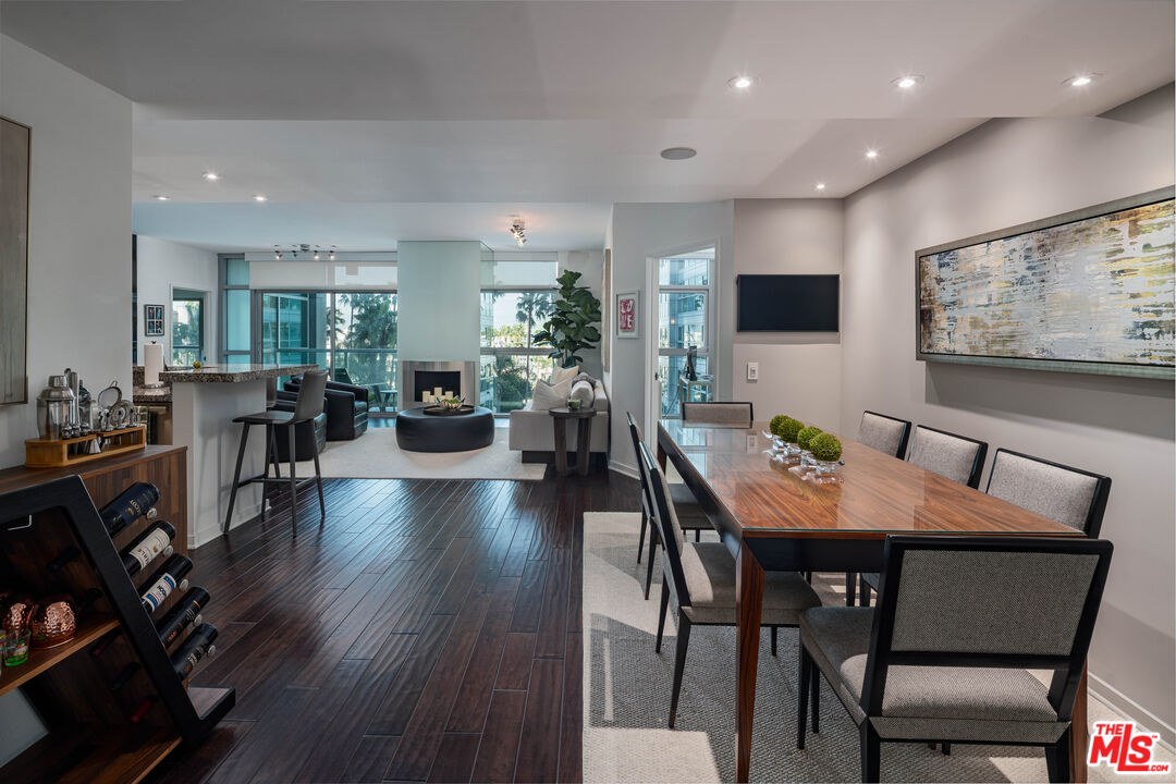 13650 Marina Pointe Dr Unit: 509