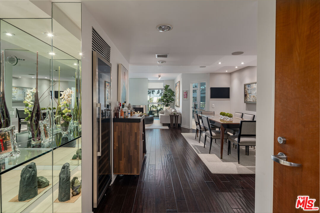 13650 Marina Pointe Dr Unit: 509