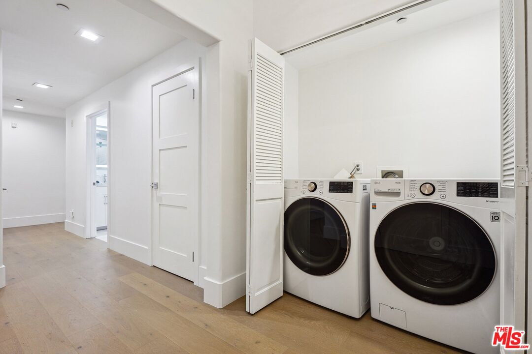 1861 Veteran Ave Unit: 101