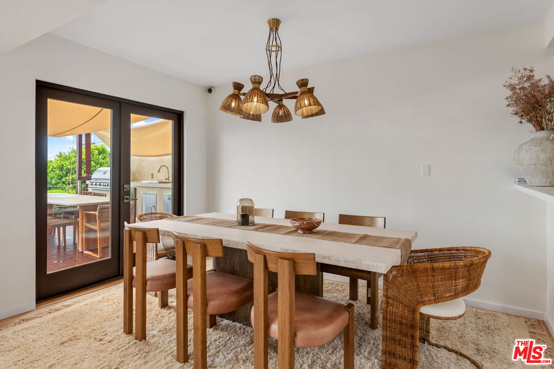 25143 Malibu Rd