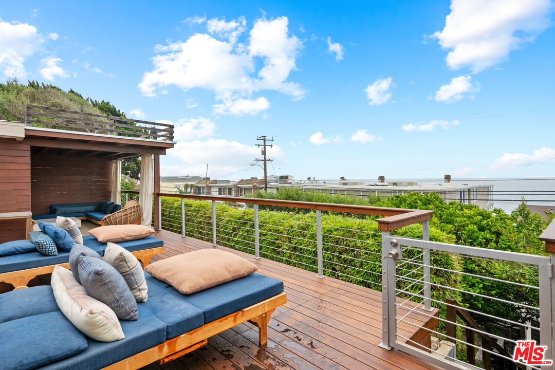 25143 Malibu Rd