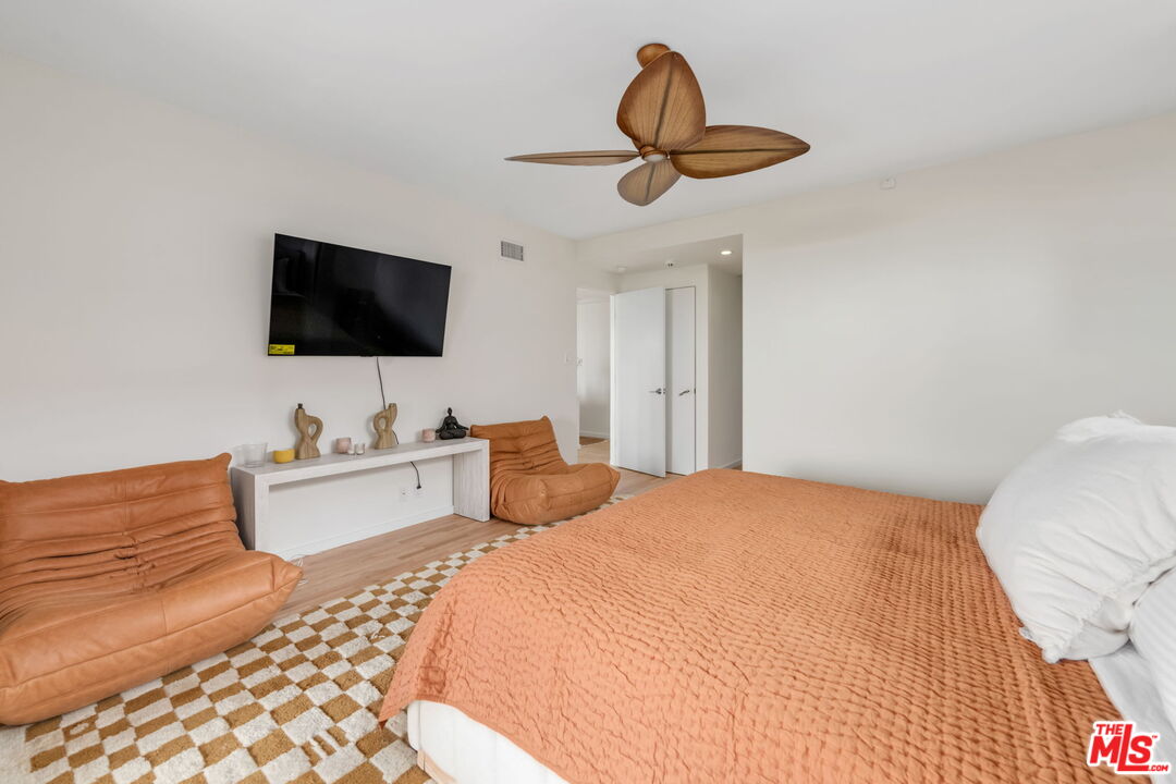 25143 Malibu Rd