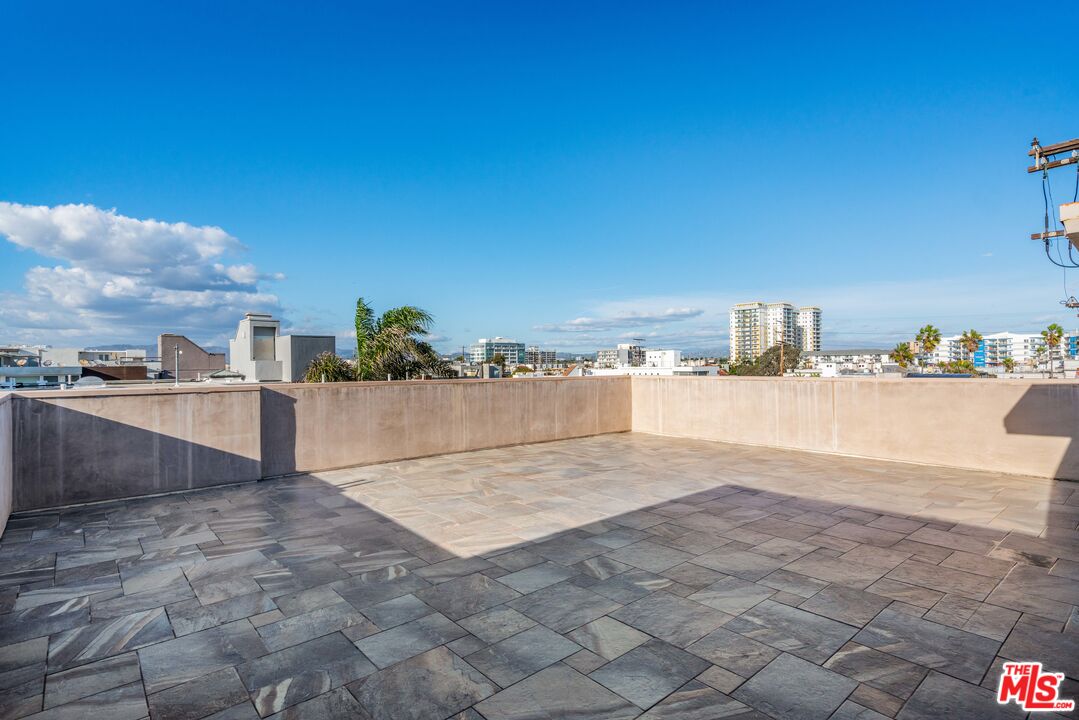 3711 OCEAN FRONT Unit: 3
