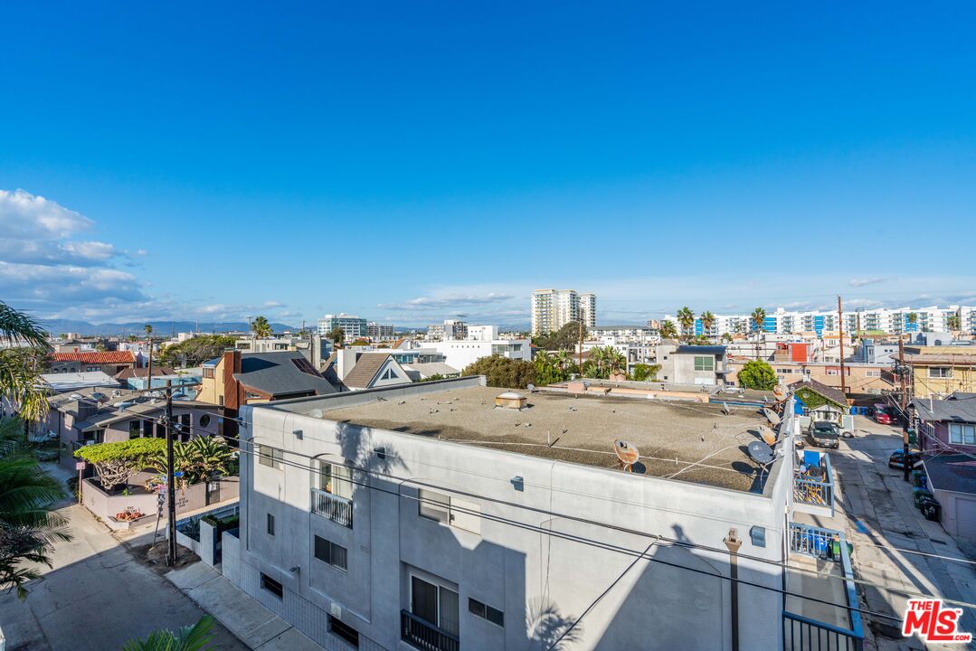 3711 OCEAN FRONT Unit: 3
