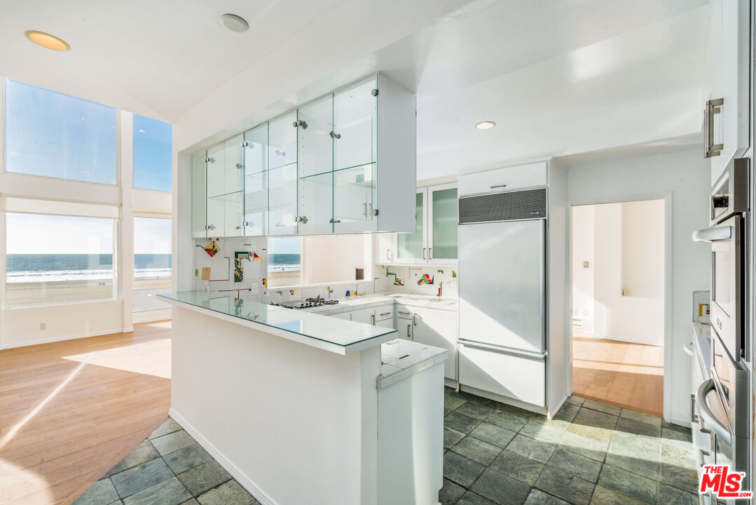 3711 OCEAN FRONT Unit: 3