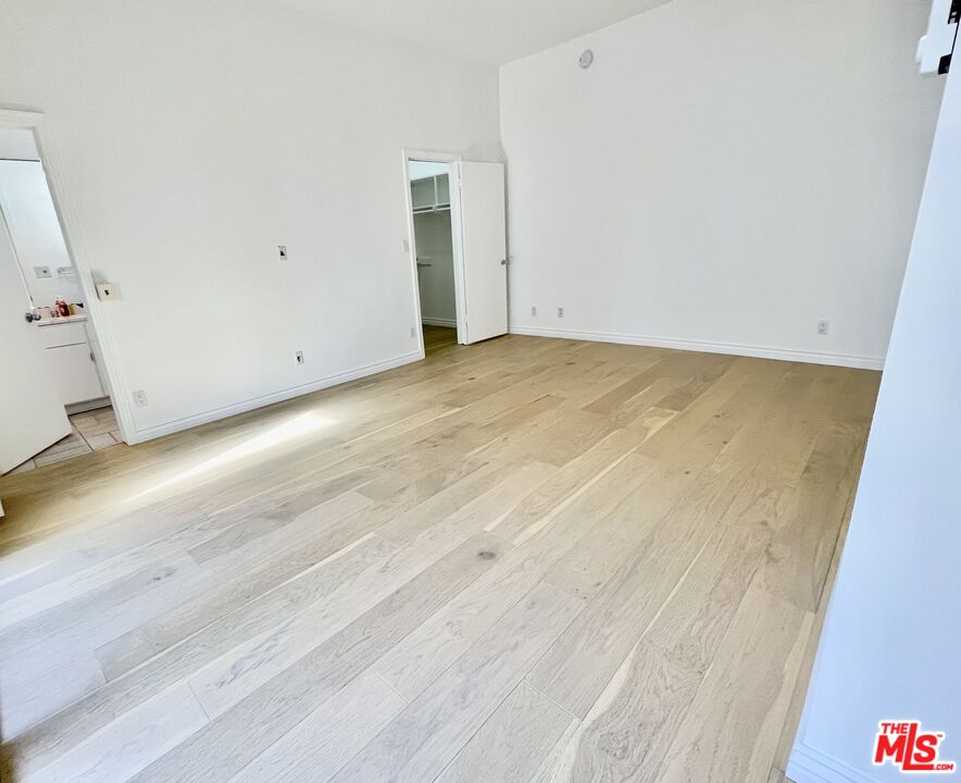 3711 OCEAN FRONT Unit: 3