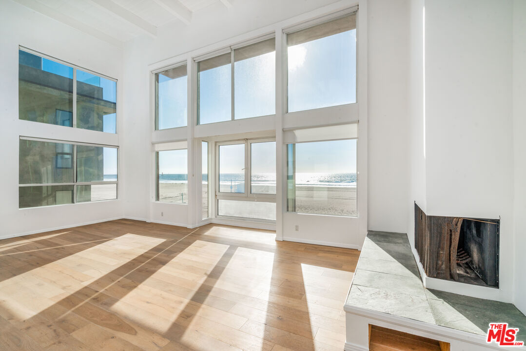 3711 OCEAN FRONT Unit: 3