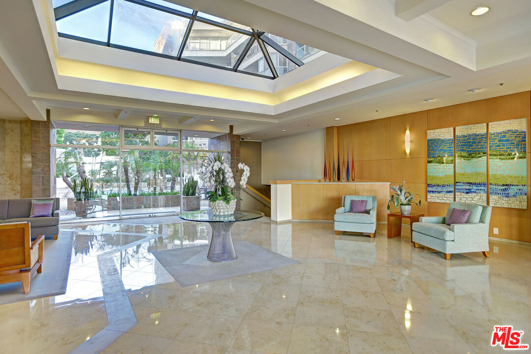 515 Ocean Ave Unit: 402S
