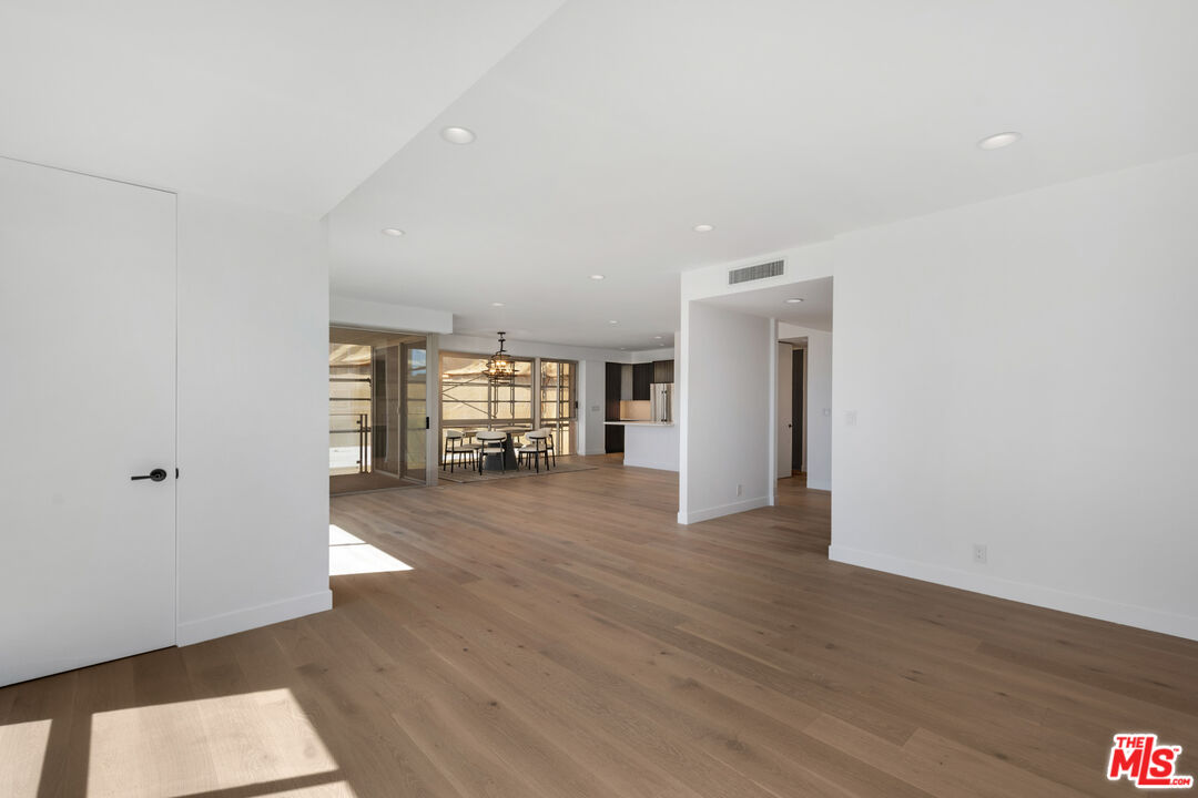 515 Ocean Ave Unit: 402S