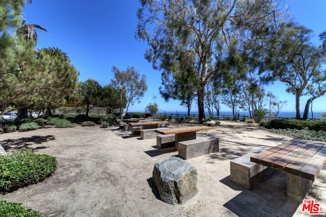 515 Ocean Ave Unit: 402S