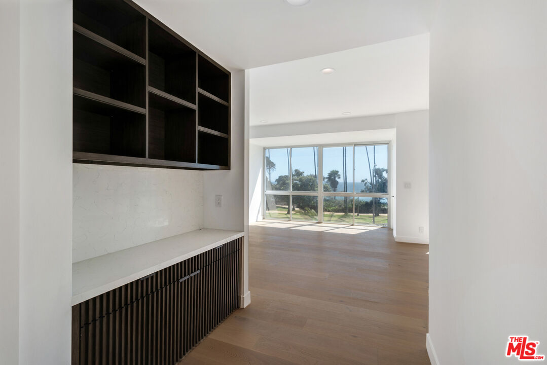 515 Ocean Ave Unit: 402S
