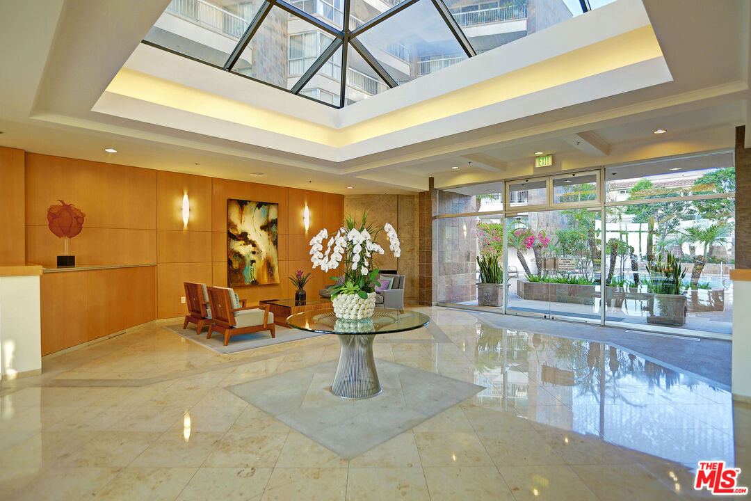 515 Ocean Ave Unit: 402S