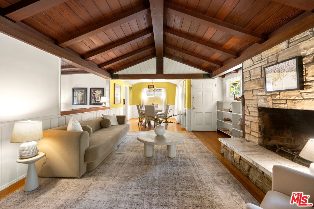 21315 Ibanez Ave