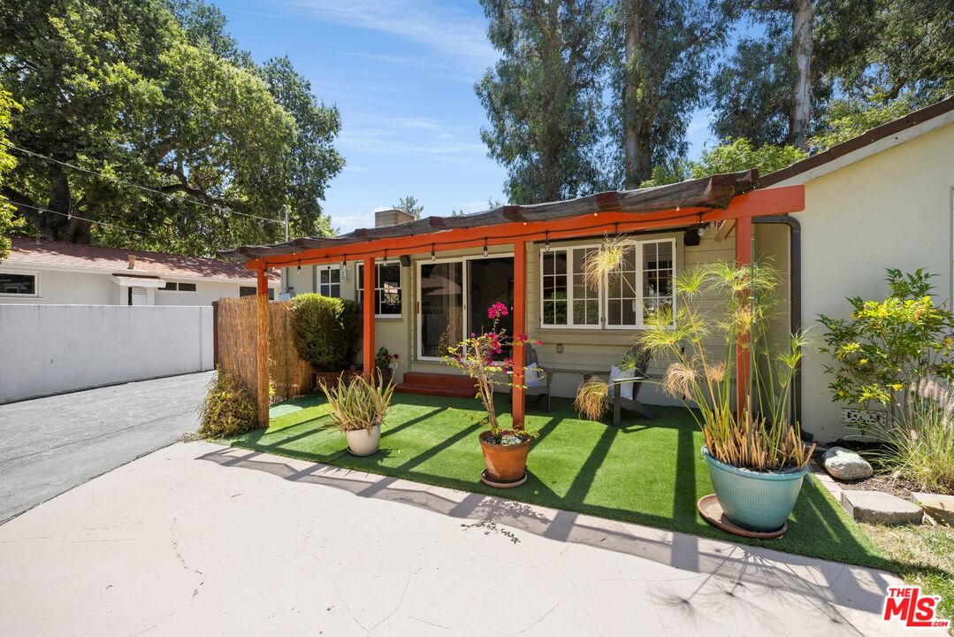 21315 Ibanez Ave