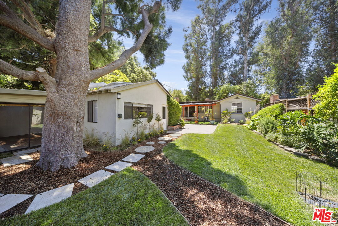 21315 Ibanez Ave