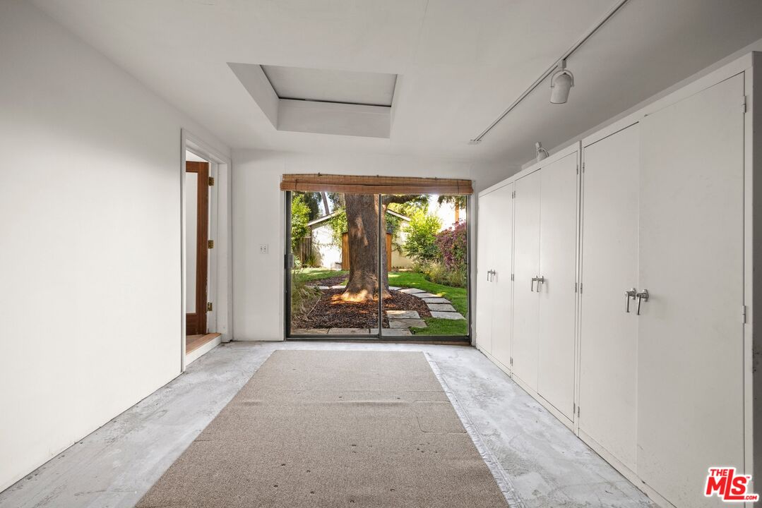 21315 Ibanez Ave