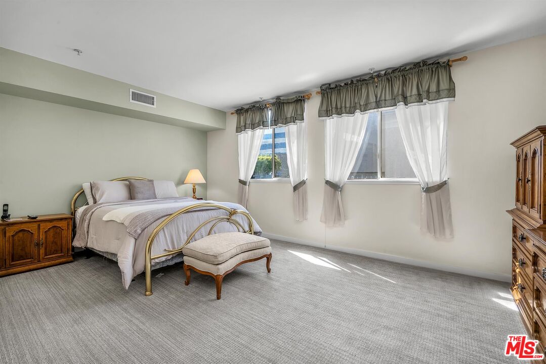 1222 S Westgate Ave Unit: 103