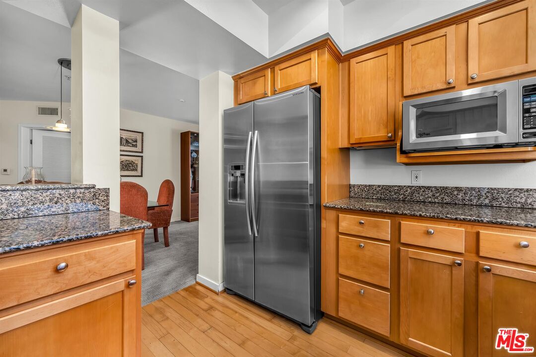 1222 S Westgate Ave Unit: 103