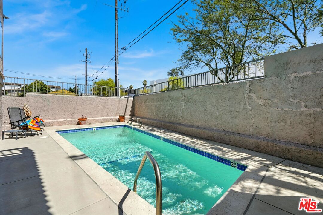 13012 Valleyheart Dr Unit: 6