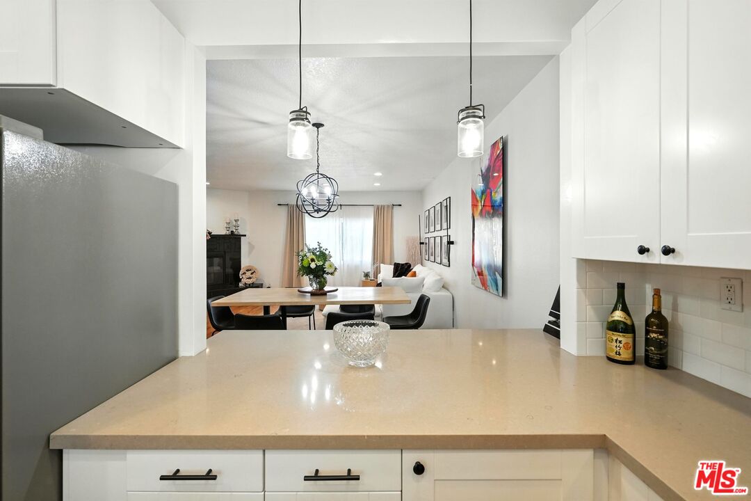 13012 Valleyheart Dr Unit: 6