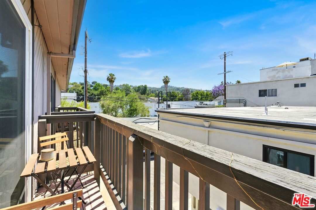 13012 Valleyheart Dr Unit: 6