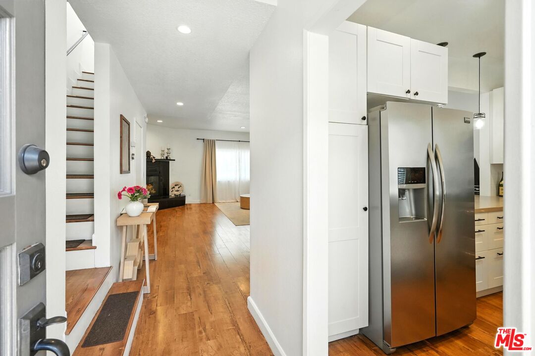 13012 Valleyheart Dr Unit: 6