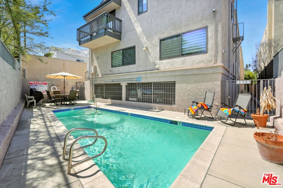 13012 Valleyheart Dr Unit: 6