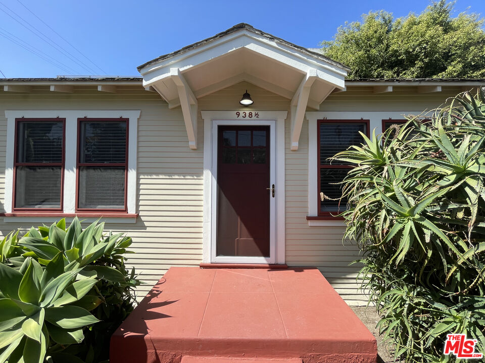 938 Milwood Ave