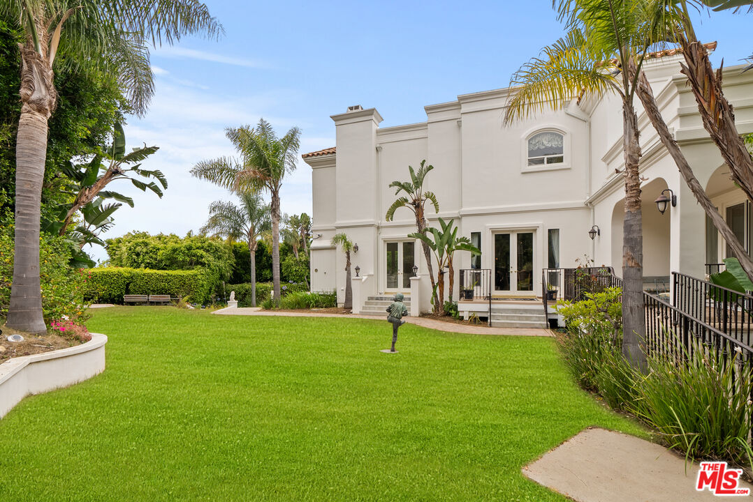 6400 Kanan Dume Rd